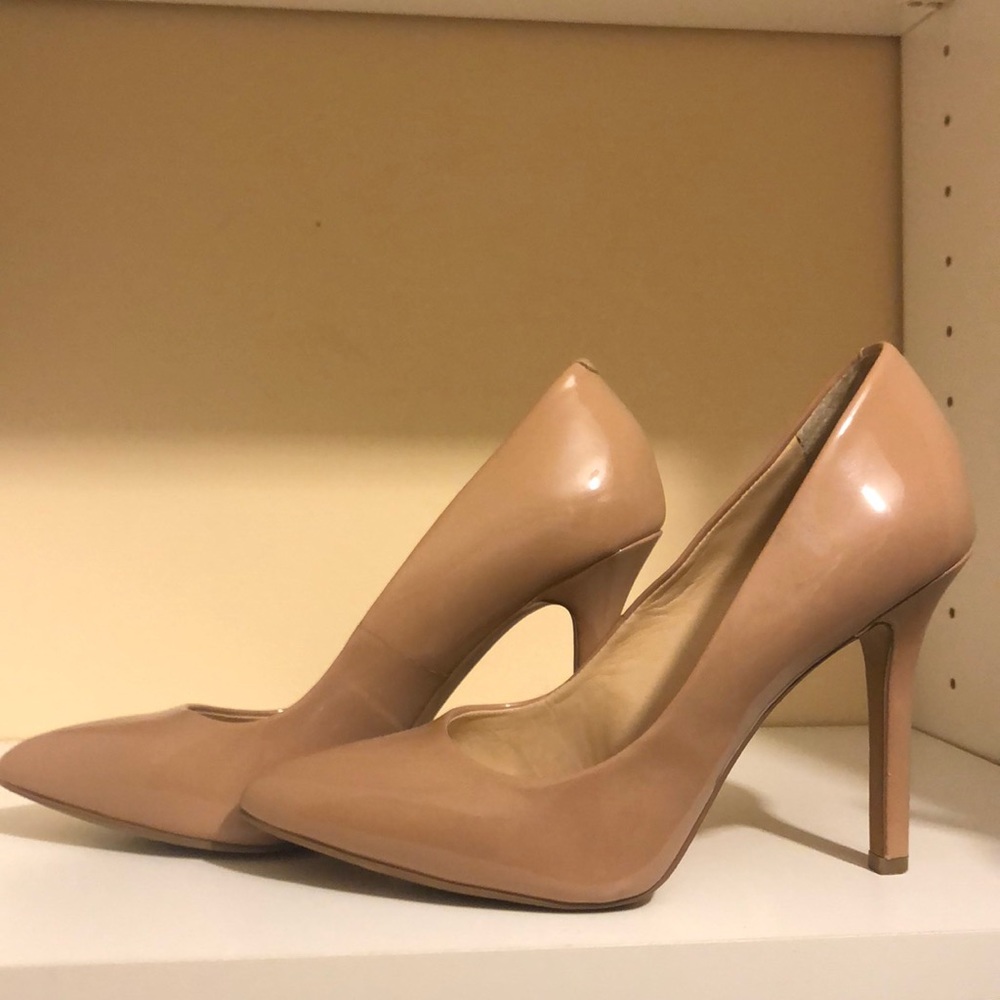 Jessica Simpson Nude Heels